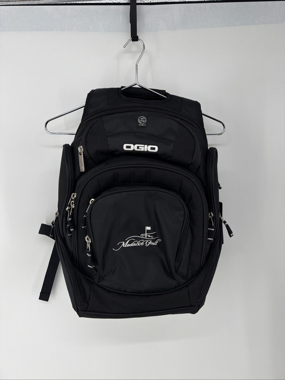 OGIO® Mastermind Pack- Medalist golf club backpack NWT